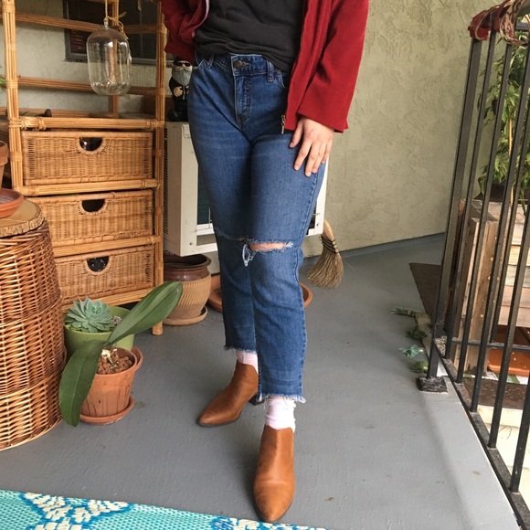 Free People Distressed Ripped Knee Raw Hem Cropped Ankle Skinny Jeans - Picture 3 of 16